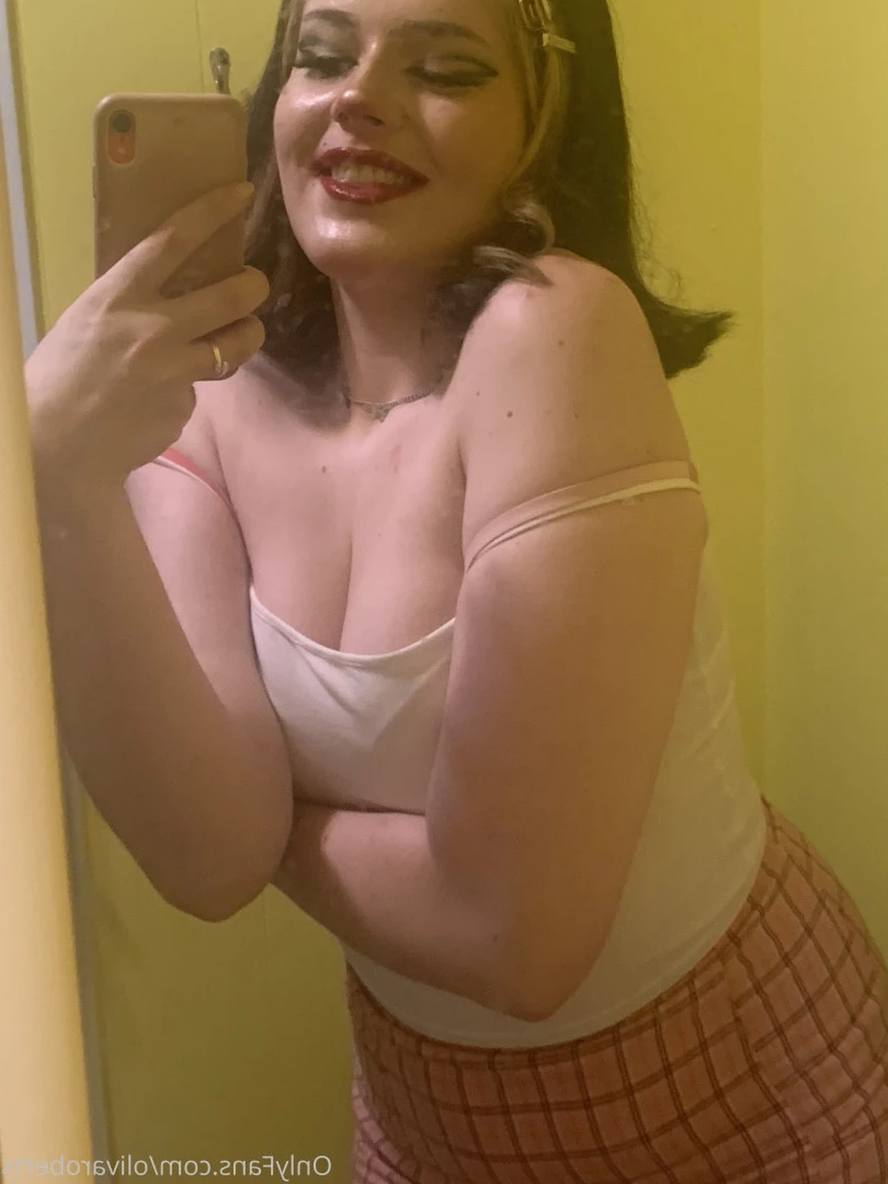 Love Roberts &lt;3 [ loverobertss ] Onlyfans leaked photo 9136487 on Hotleaks.tv