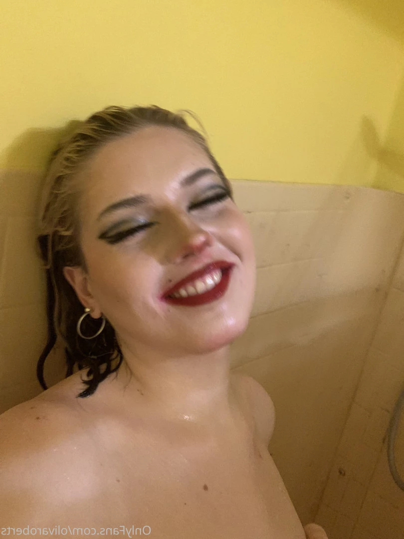 Love Roberts &lt;3 [ loverobertss ] Onlyfans leaked photo 9136929 on Hotleaks.tv