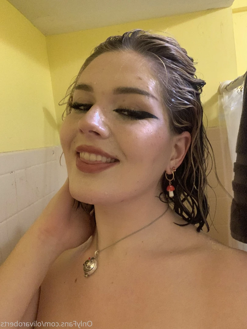 Love Roberts &lt;3 [ loverobertss ] Onlyfans leaked photo 9137142 on Hotleaks.tv