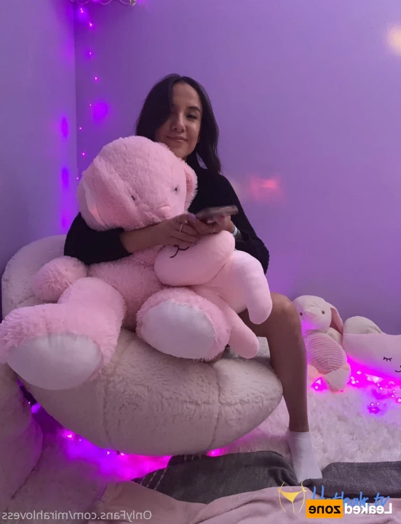 Mirah ✨ [ mirahlovess ] Onlyfans leaked photo 14367325 on Hotleaks.tv