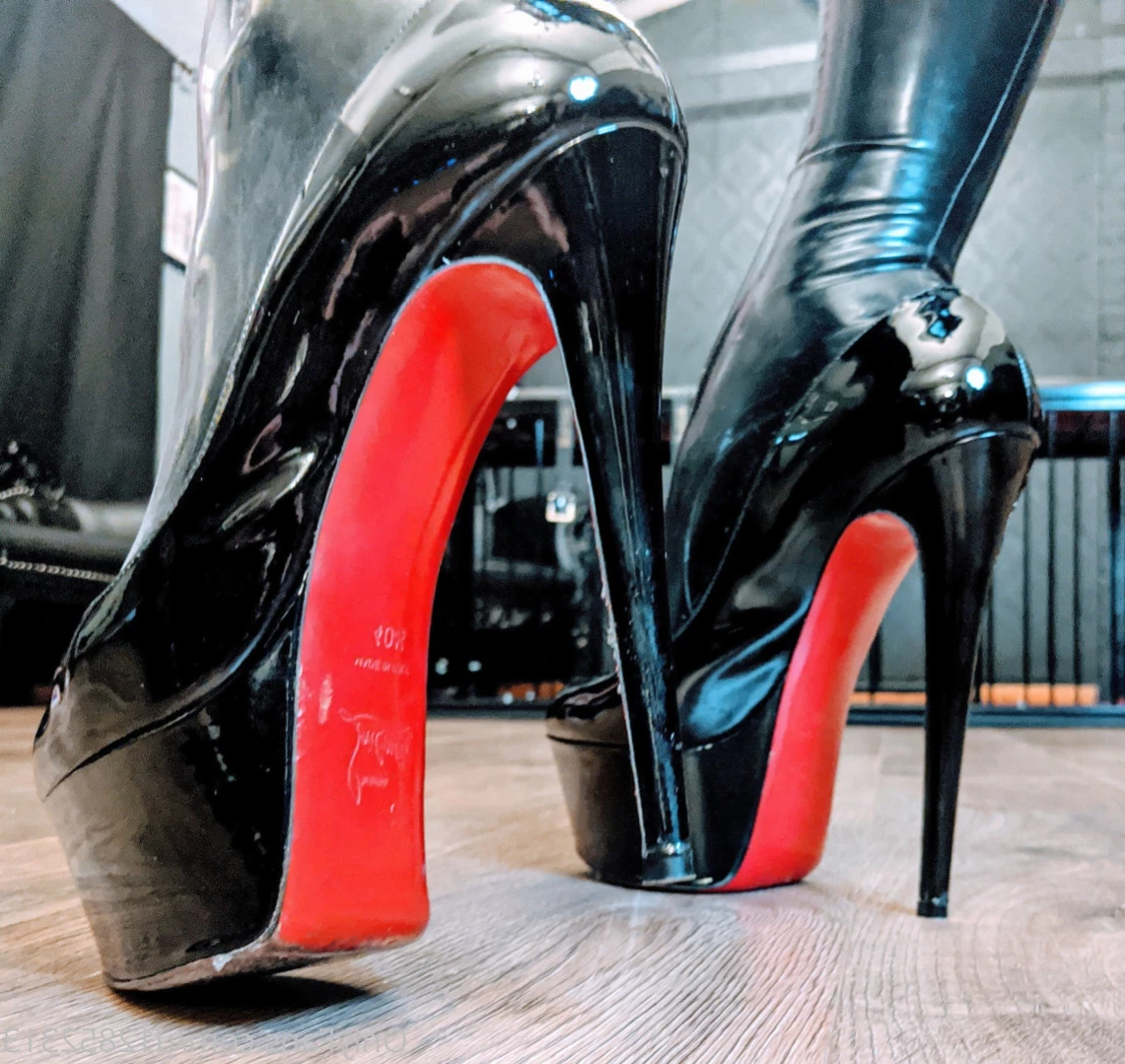 Mistress Tess [ mistress_tess1 ] Onlyfans leaked photo 16236051 on Hotleaks.tv