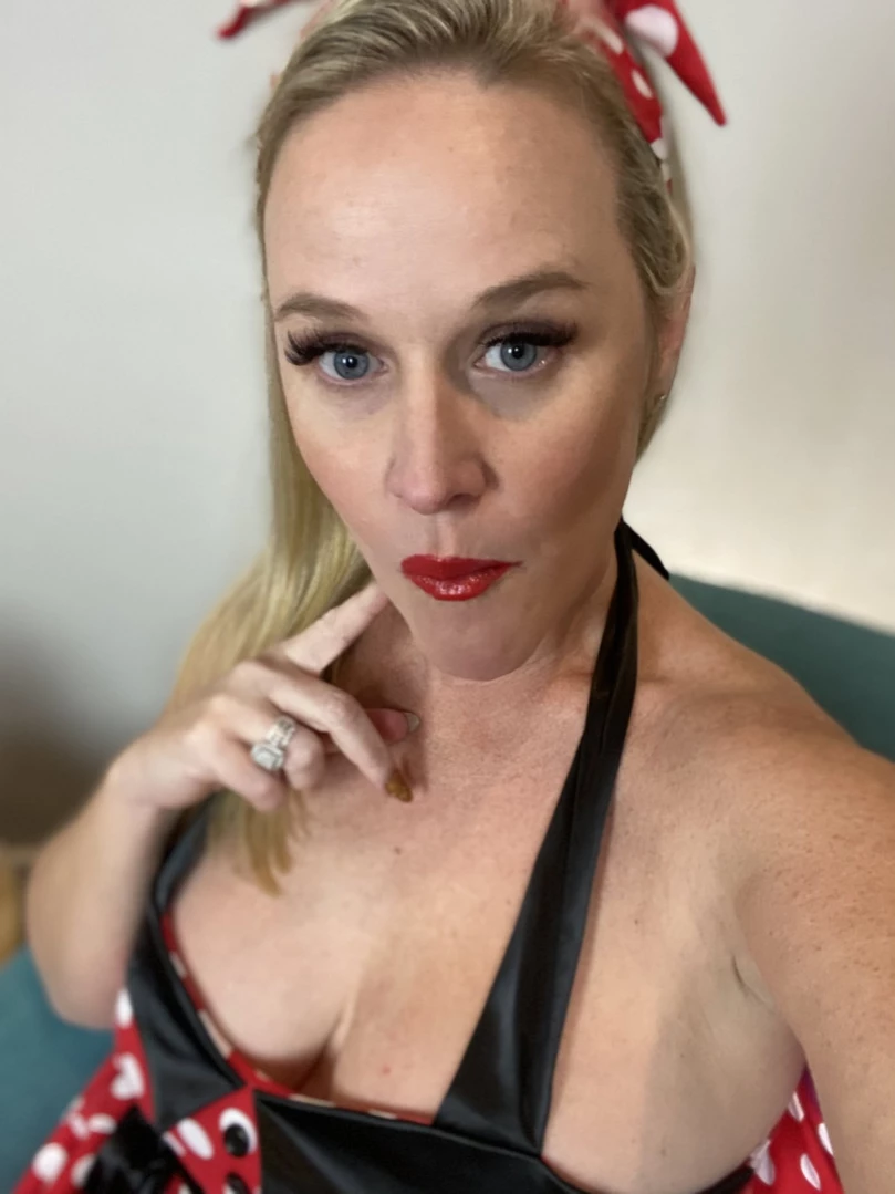 ★ Dee Siren ★ [ mrssiren ] Onlyfans leaked photo 13447743 on Hotleaks.tv