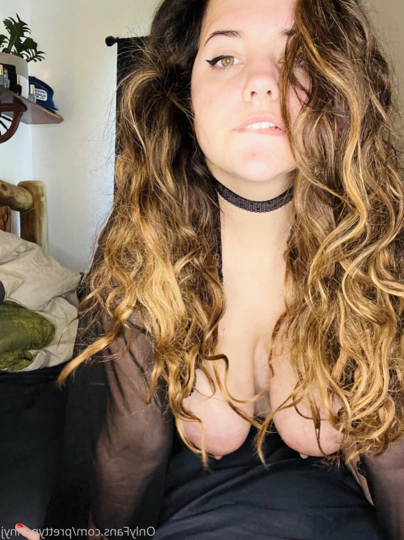 prettypennyj Onlyfans leaked photo 13464498 on Hotleaks.tv