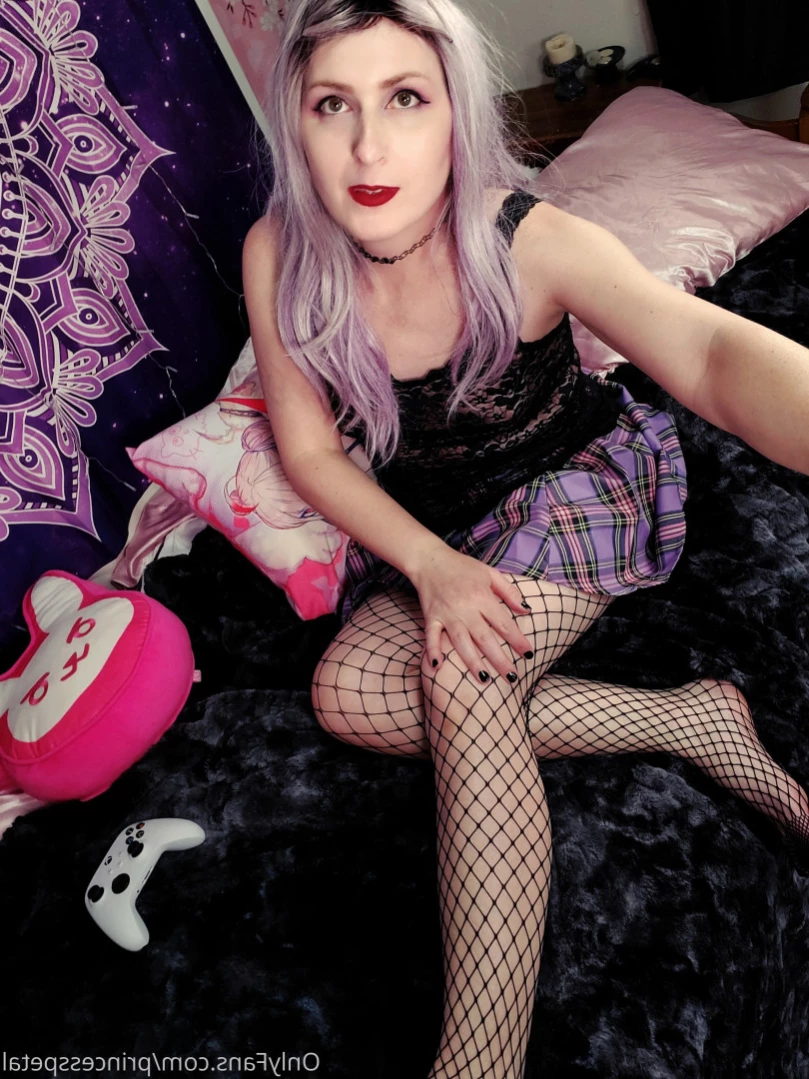 Princess Petal [ princesspetal ] Onlyfans leaked photo 14476294 on Hotleaks.tv