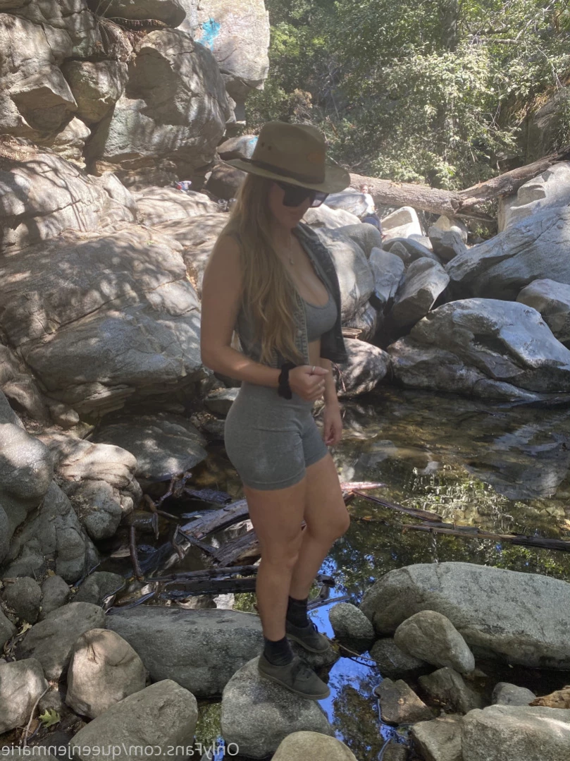 Queen Jennifer Marie - PREMIUM [ queenjenmarie ] Onlyfans leaked photo 14604877 on Hotleaks.tv