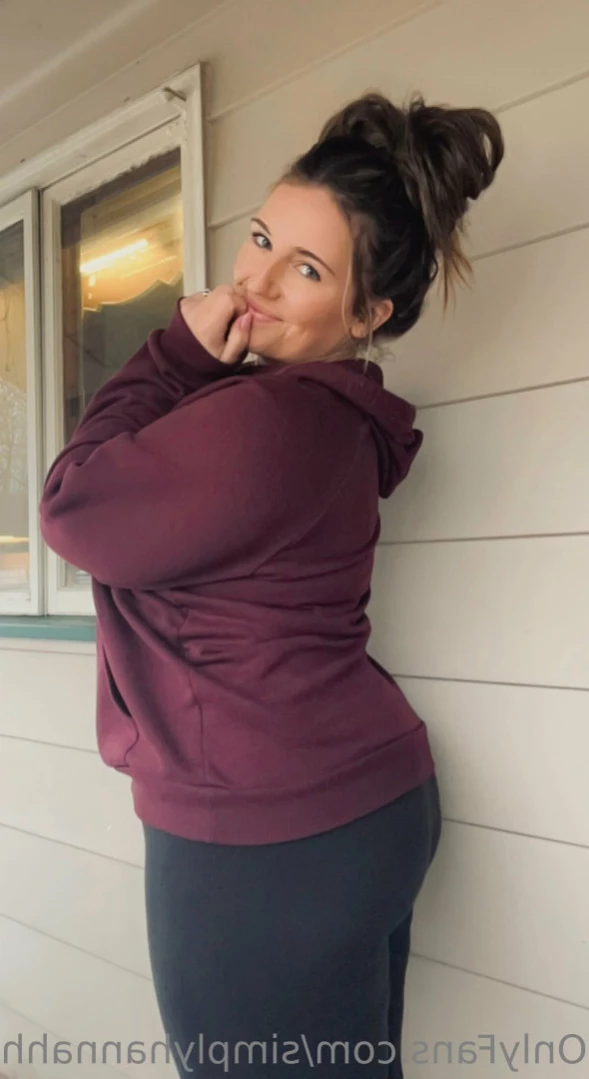 Hannah [ simplyhannahh ] Onlyfans leaked photo 12553265 on Hotleaks.tv