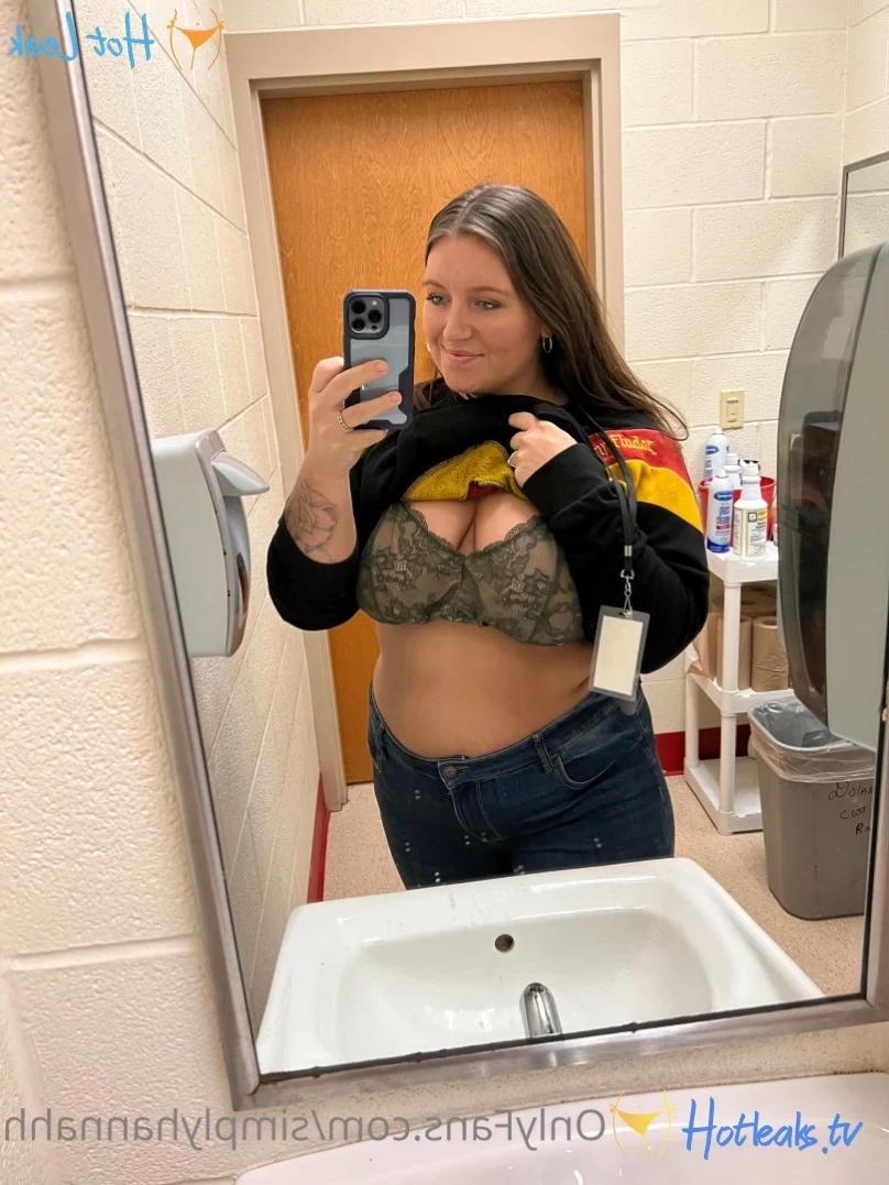 Hannah [ simplyhannahh ] Onlyfans leaked photo 13161056 on Hotleaks.tv