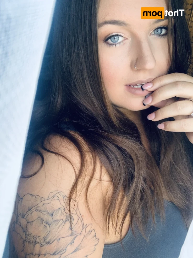 Hannah [ simplyhannahh ] Onlyfans leaked photo 13215885 on Hotleaks.tv