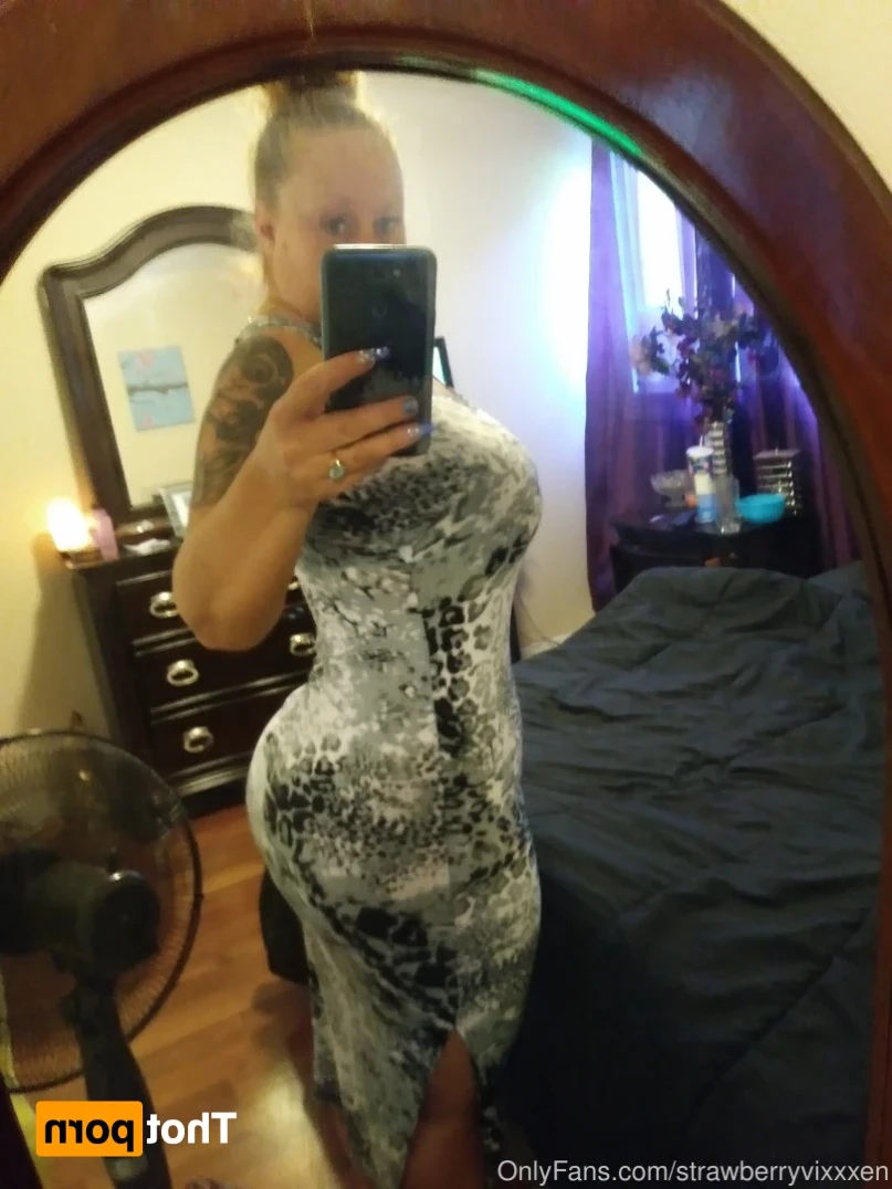 strawberryvixxxen Onlyfans leaked photo 12563818 on Hotleaks.tv