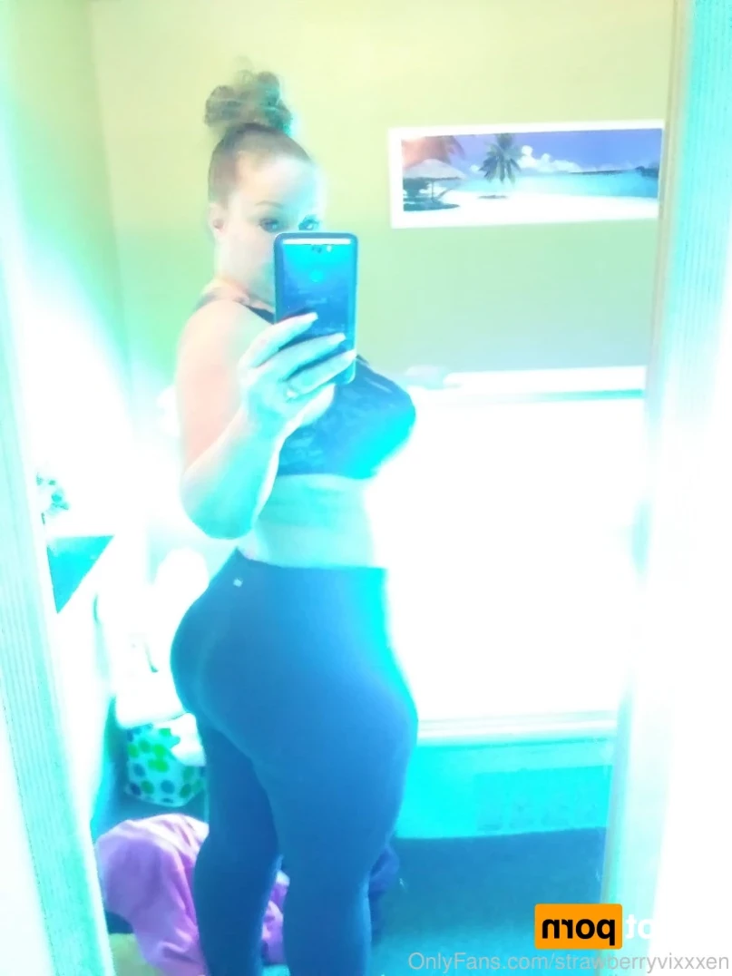strawberryvixxxen Onlyfans leaked photo 15213867 on Hotleaks.tv