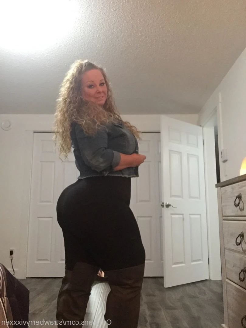 strawberryvixxxen Onlyfans leaked photo 16210212 on Hotleaks.tv