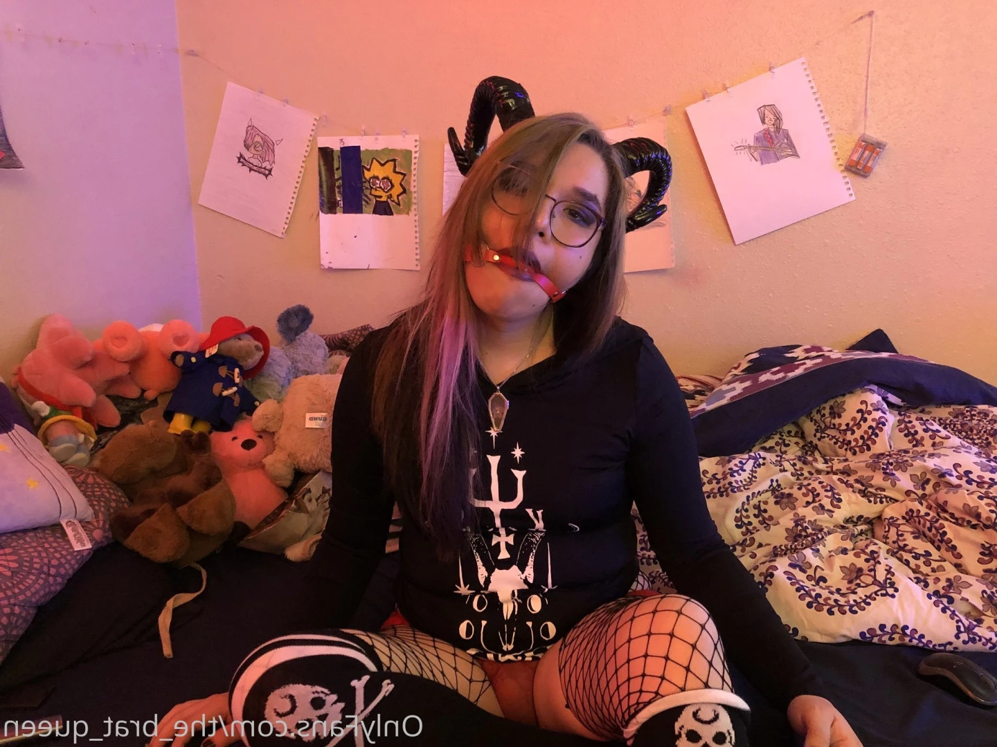 𝔱𝔥𝔢 𝔅𝔯𝔞𝔱 𝔔𝔲𝔢𝔢𝔫 🖤💀🏳️‍⚧️ [ the_brat_queen ] Onlyfans leaked photo 9072631 on Hotleaks.tv