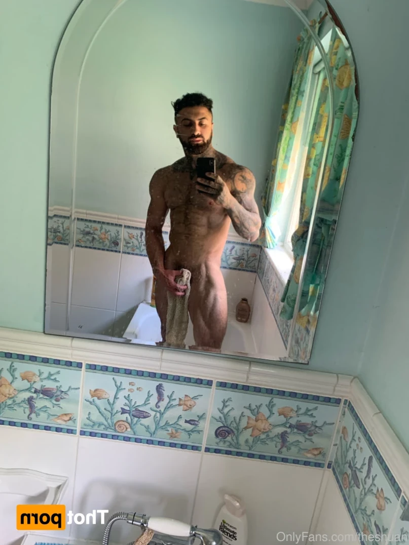 thebritishbeastxxl Onlyfans leaked photo 14883233 on Hotleaks.tv