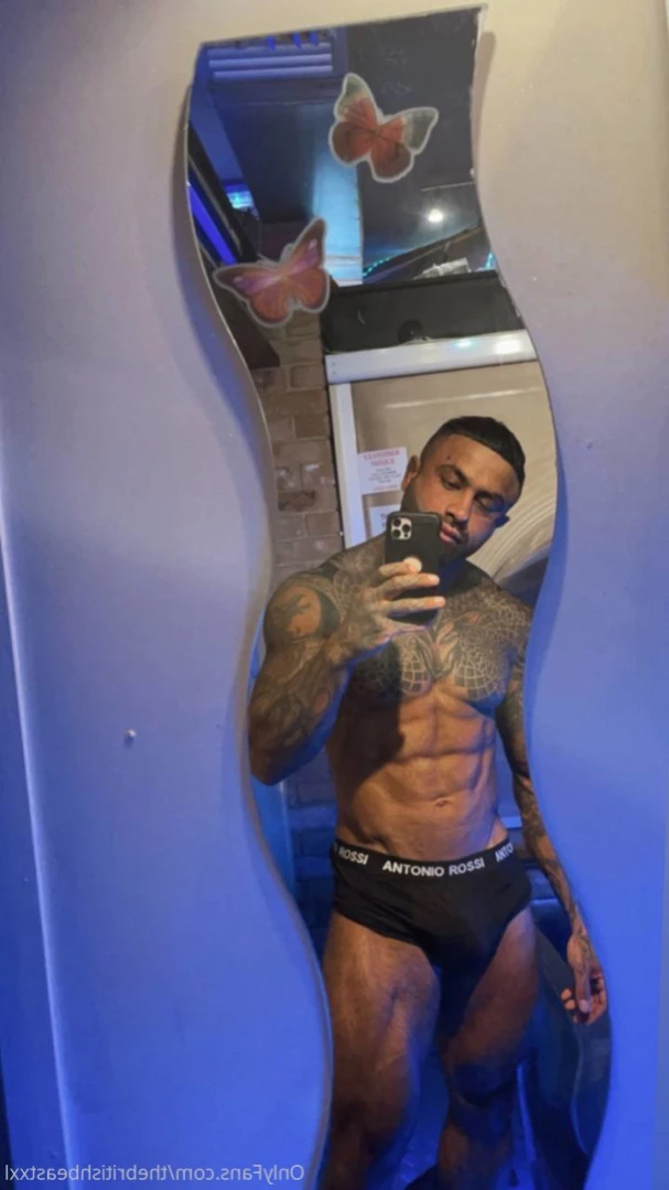 thebritishbeastxxl Onlyfans leaked photo 16216215 on Hotleaks.tv