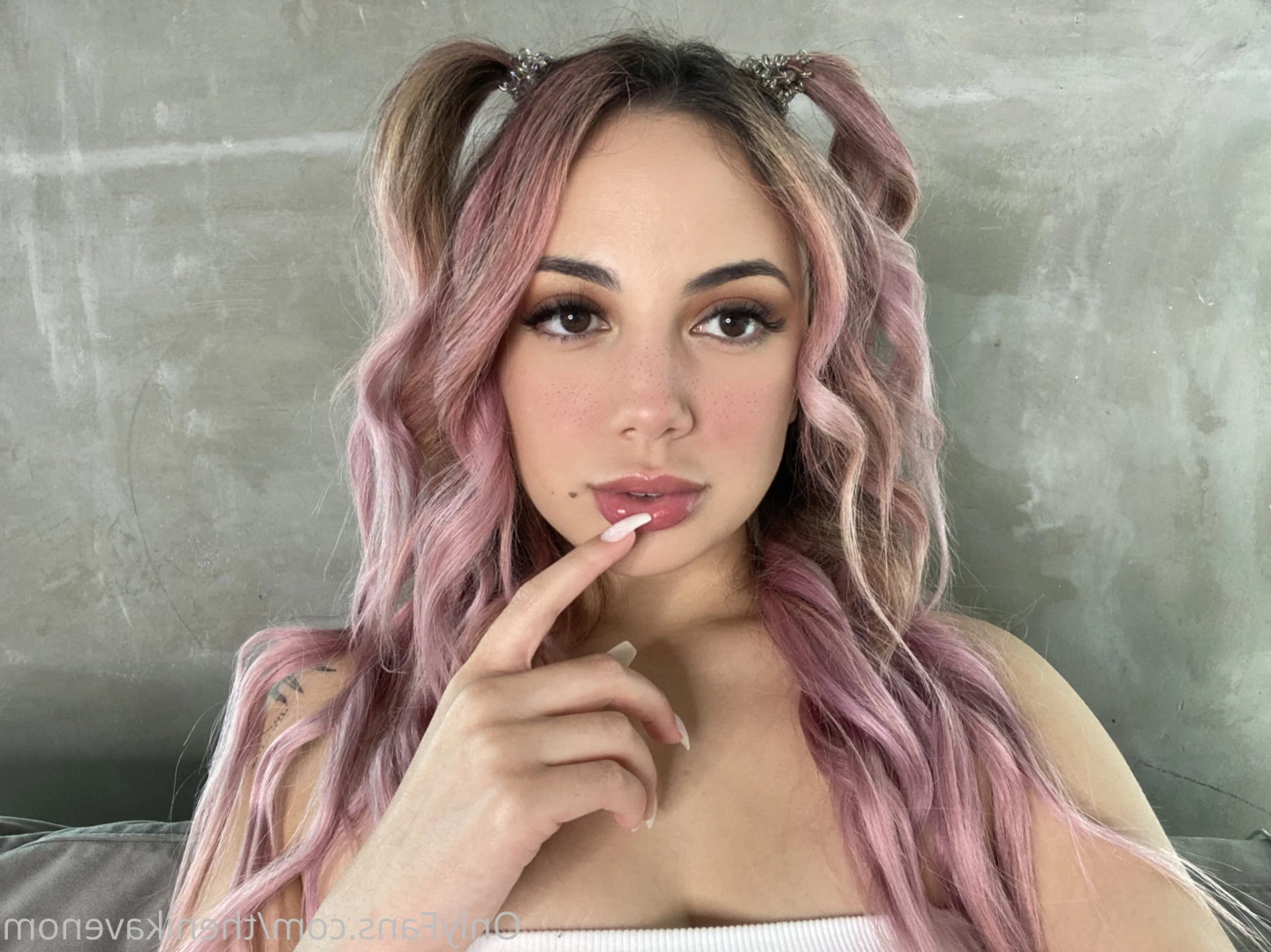 Nika Venom 🦋🌙 [ thenikavenom ] Onlyfans leaked photo 11489825 on Hotleaks.tv