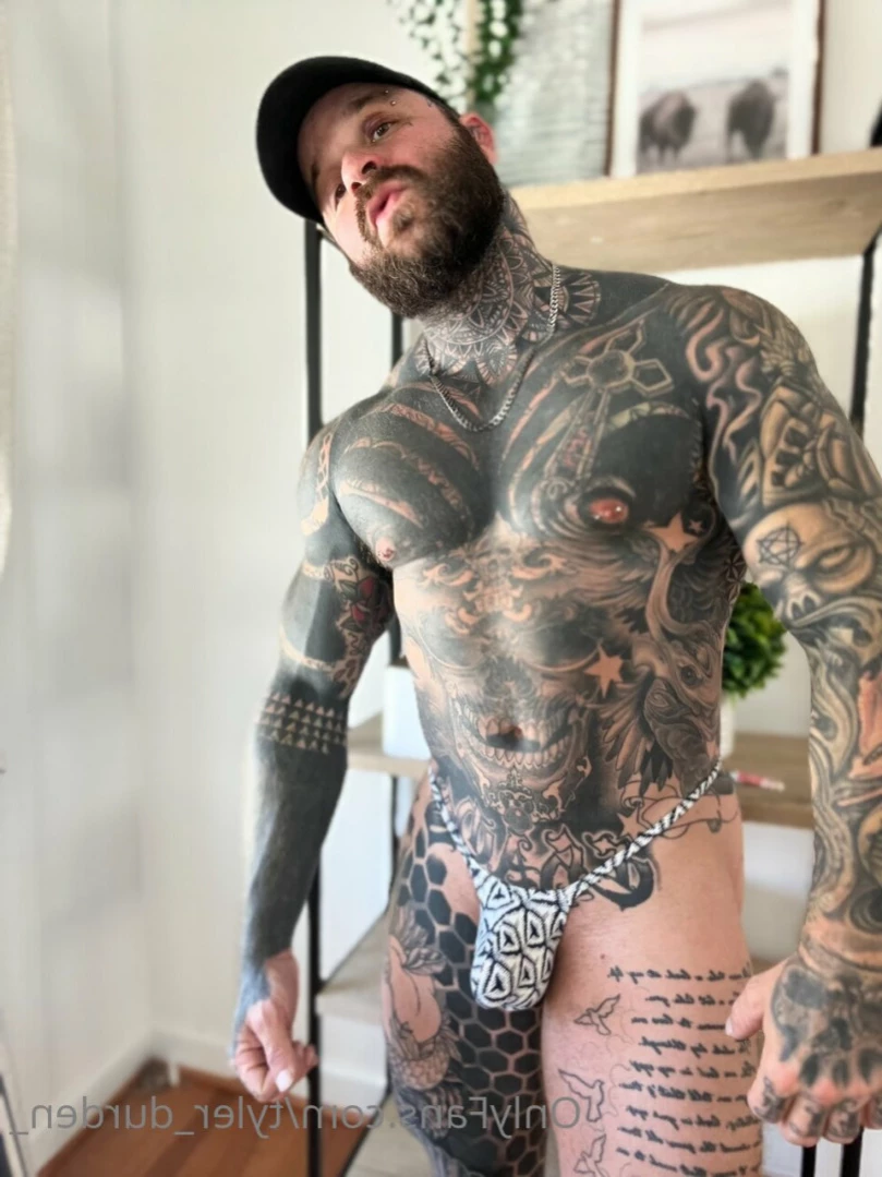Durden [ tattoosaredumb ] Onlyfans leaked photo 14238664 on Hotleaks.tv