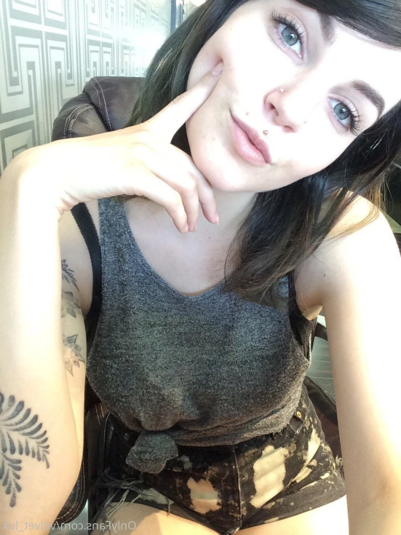 Velvet [ velvet_lux ] Onlyfans leaked photo 9718923 on Hotleaks.tv