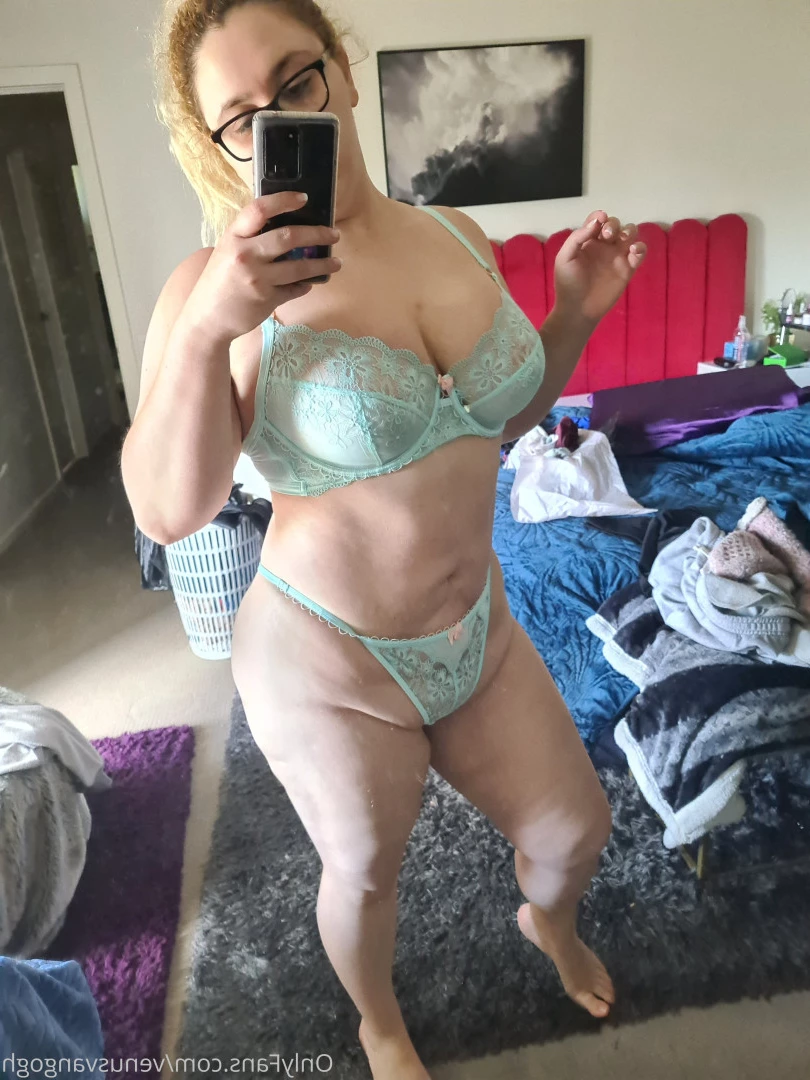 Venus Van Gogh [ venusvangogh ] Onlyfans leaked photo 9194369 on Hotleaks.tv