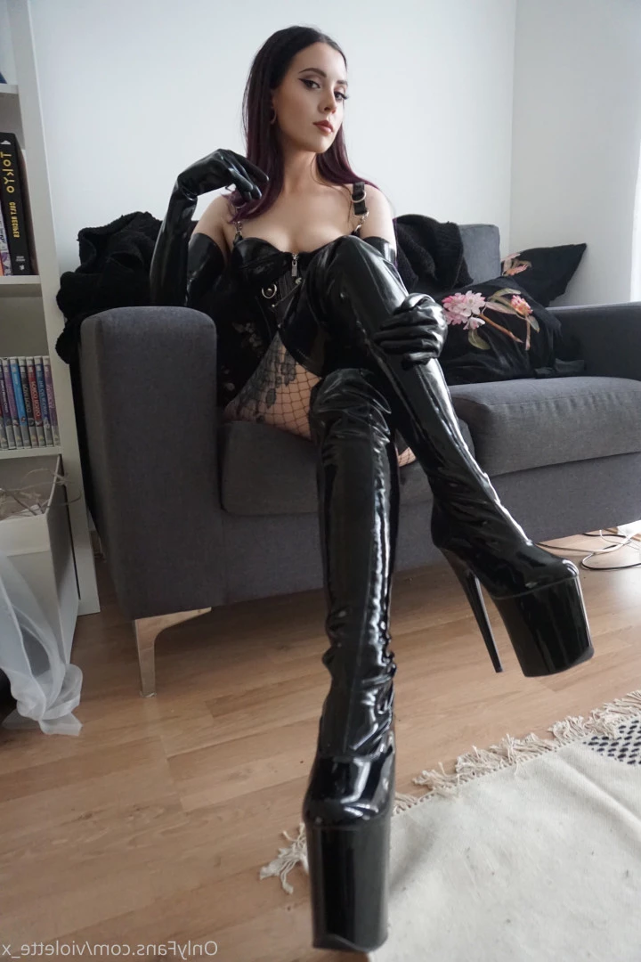 Violette 🖤 [ violette_x ] Onlyfans leaked photo 7874390 on Hotleaks.tv