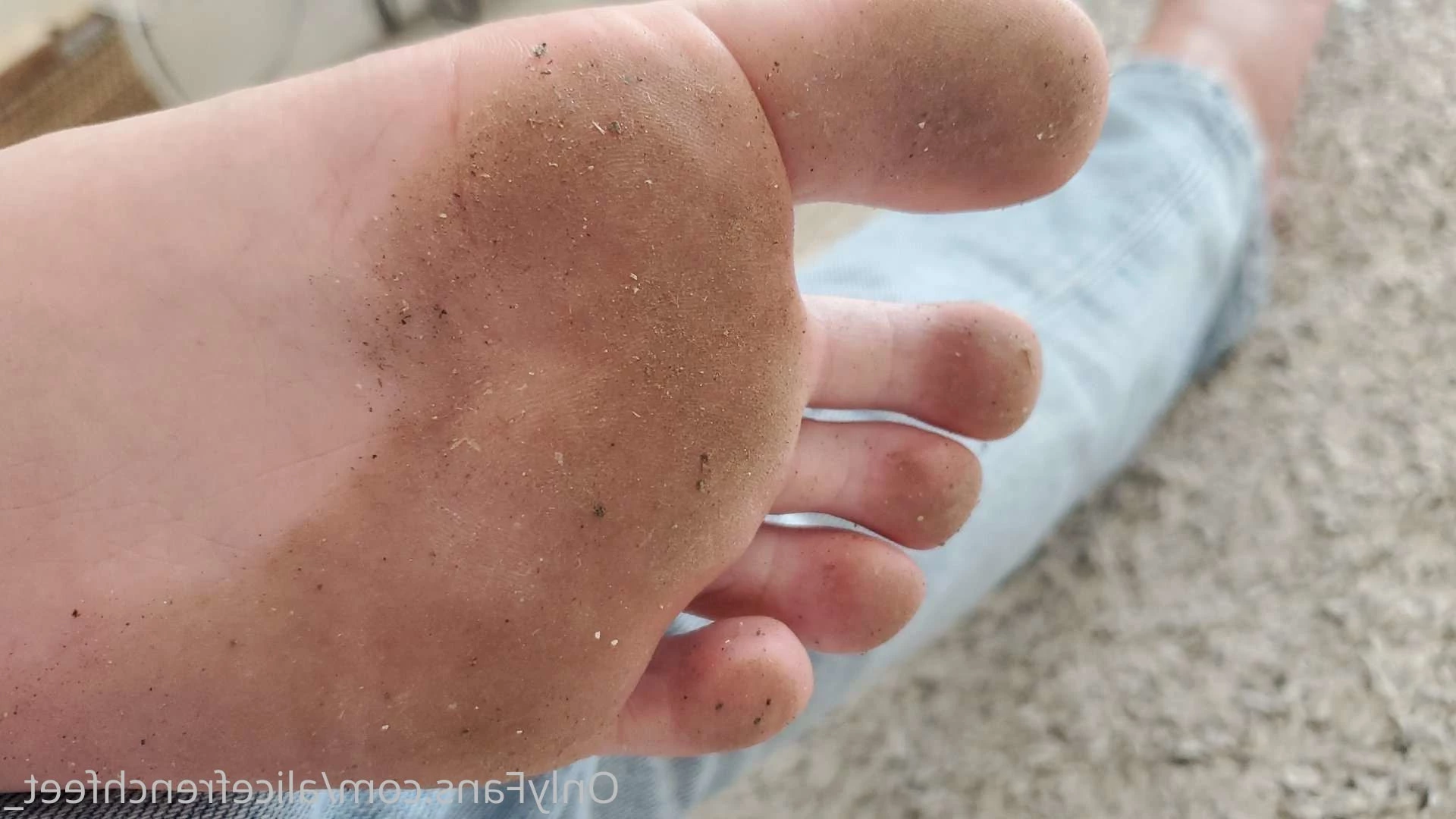 alicefrenchfeet [ alice.frenchfeet ] Onlyfans leaked photo 8824398 on Hotleaks.tv