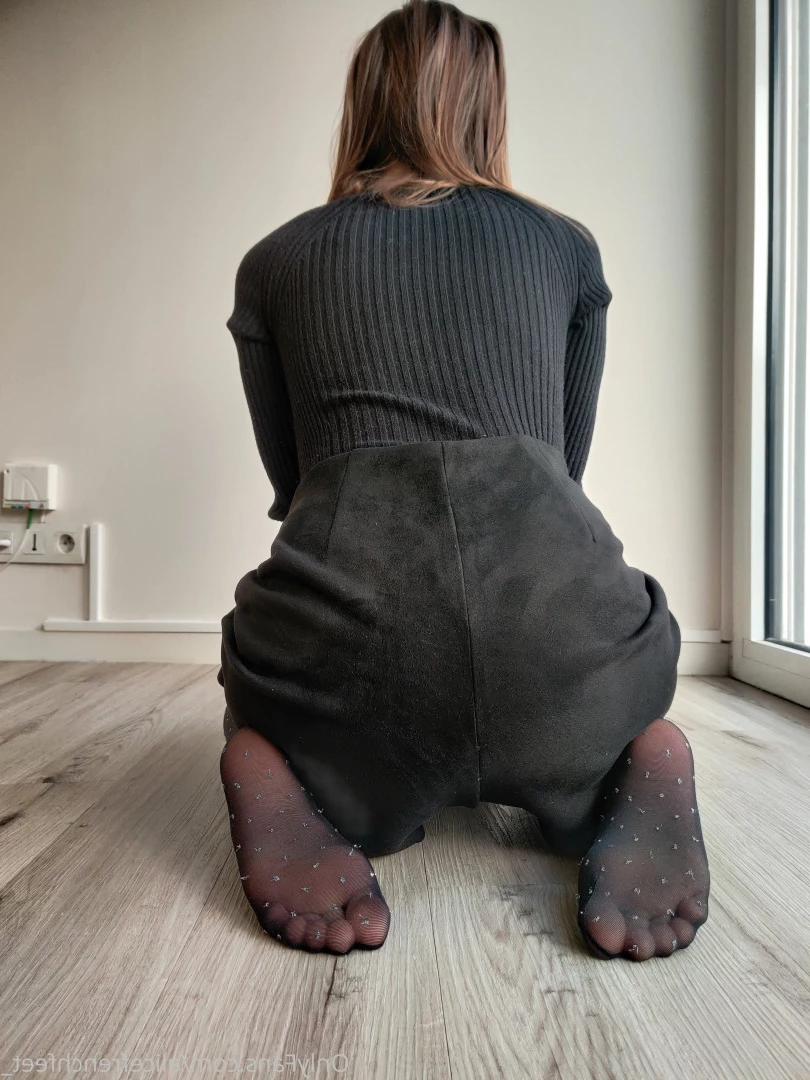 alicefrenchfeet [ alice.frenchfeet ] Onlyfans leaked photo 8829222 on Hotleaks.tv