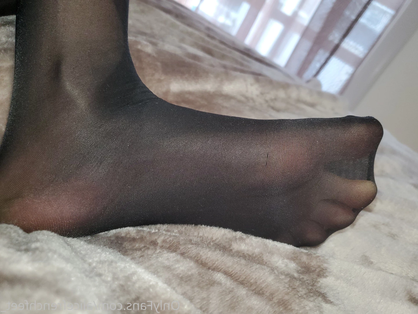 alicefrenchfeet [ alice.frenchfeet ] Onlyfans leaked photo 8829485 on Hotleaks.tv