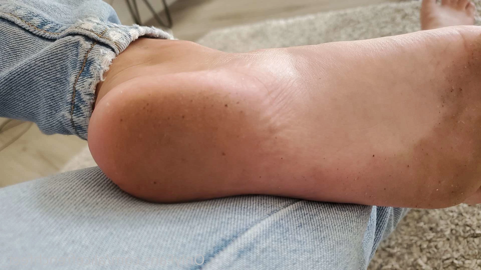 alicefrenchfeet [ alice.frenchfeet ] Onlyfans leaked photo 8829848 on Hotleaks.tv