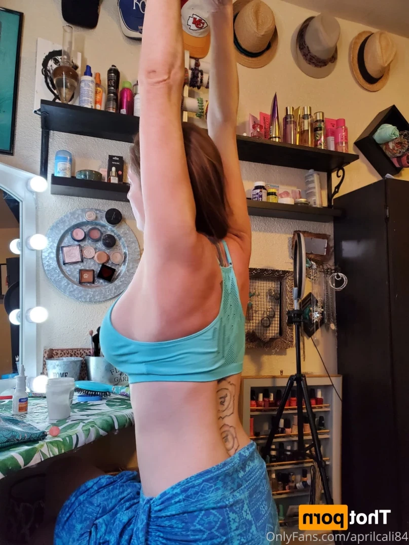 aprilcali84 Onlyfans leaked photo 14638884 on Hotleaks.tv