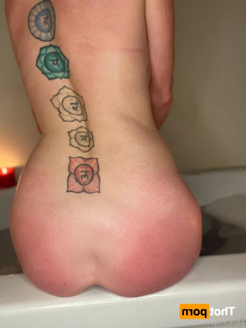aprilcali84 Onlyfans leaked photo 16302431 on Hotleaks.tv