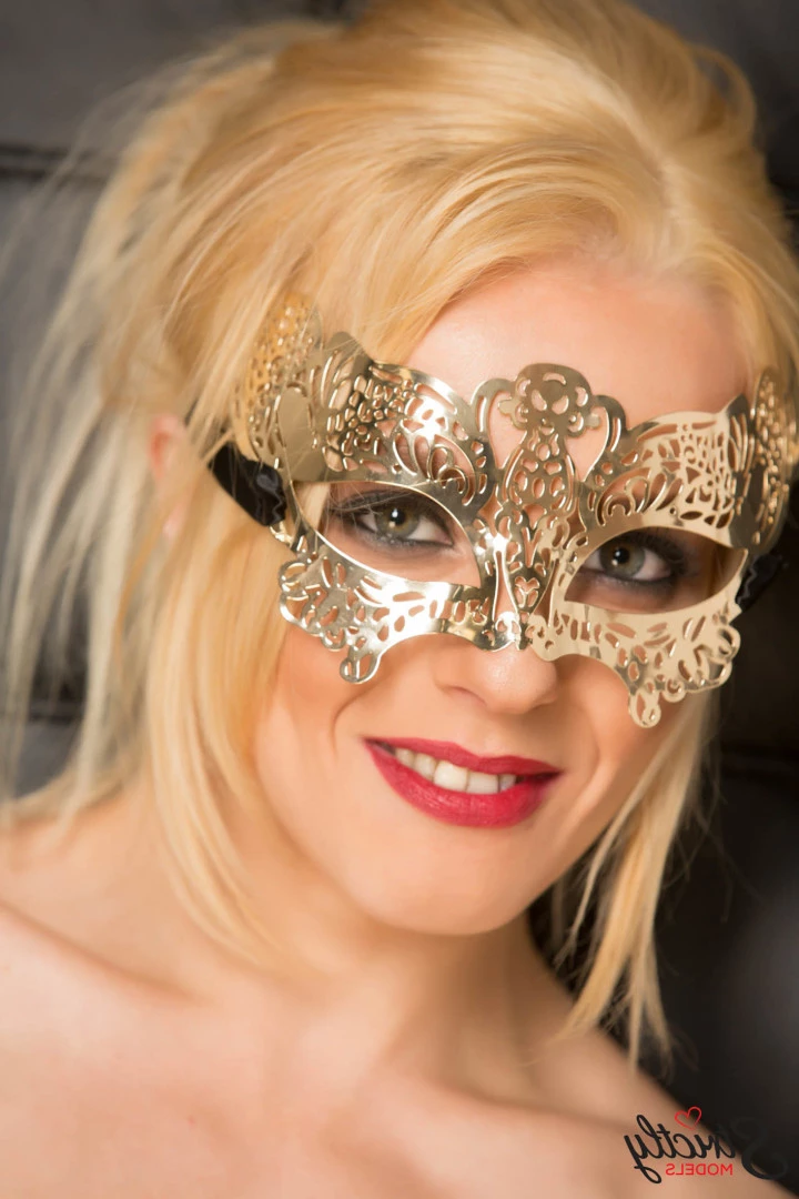April Paisley OFFICIAL [ aprilpaisleyofficial ] Onlyfans leaked photo 8936323 on Hotleaks.tv
