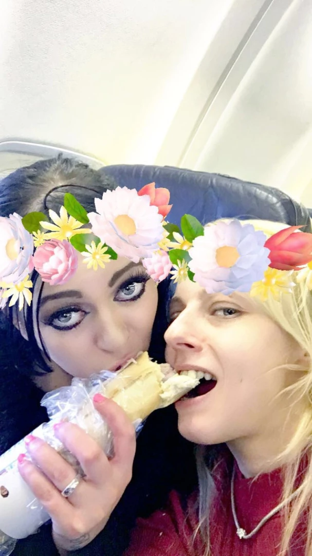 April Paisley OFFICIAL [ aprilpaisleyofficial ] Onlyfans leaked photo 8943946 on Hotleaks.tv