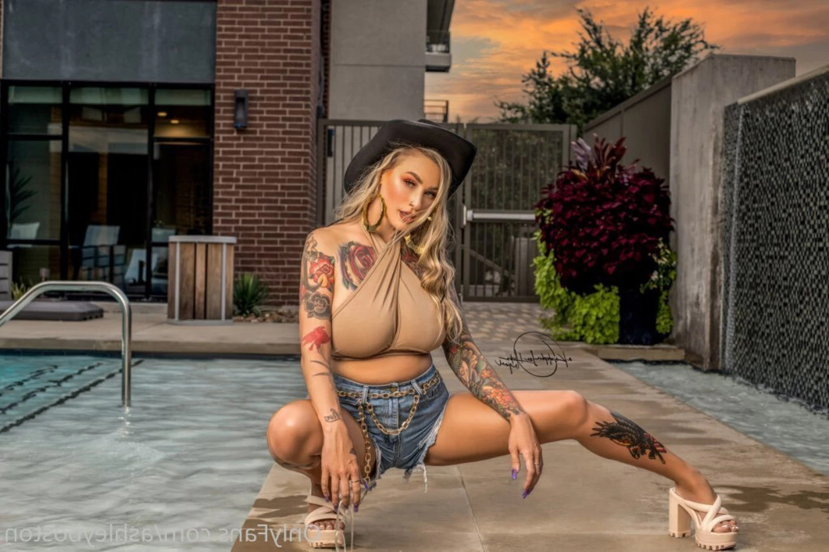 Ashley B [ ashleyboston ] Onlyfans leaked photo 14032652 on Hotleaks.tv