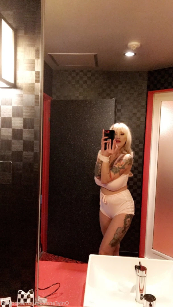 Ashley B [ ashleyboston ] Onlyfans leaked photo 15456473 on Hotleaks.tv