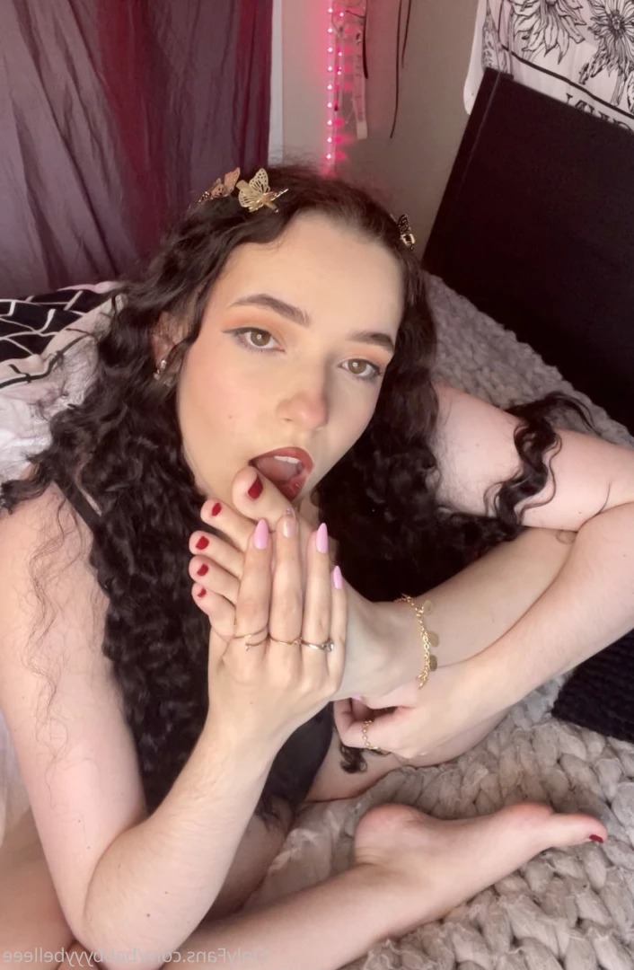 𝓫𝓮𝓵𝓵𝓮 &lt;3 [ babybelleofficial ] Onlyfans leaked photo 10073320 on Hotleaks.tv