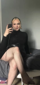 8944991