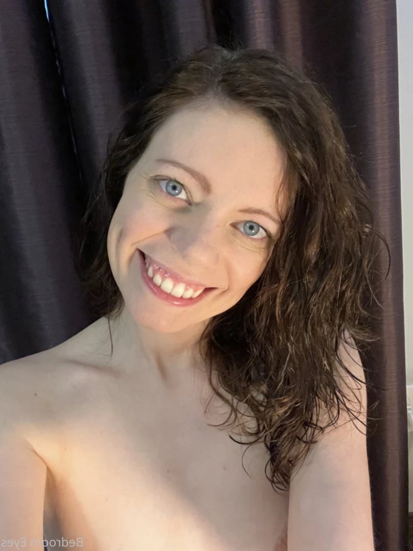 Bedroom Eyes [ bedroom_eyes ] Onlyfans leaked photo 10924085 on Hotleaks.tv
