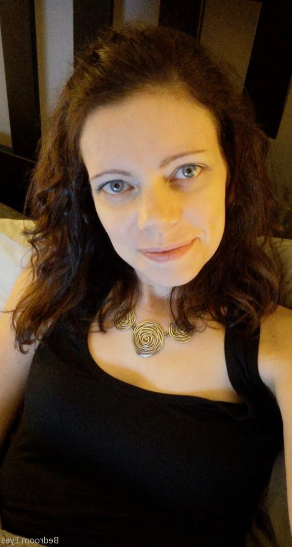 Bedroom Eyes [ bedroom_eyes ] Onlyfans leaked photo 11341506 on Hotleaks.tv