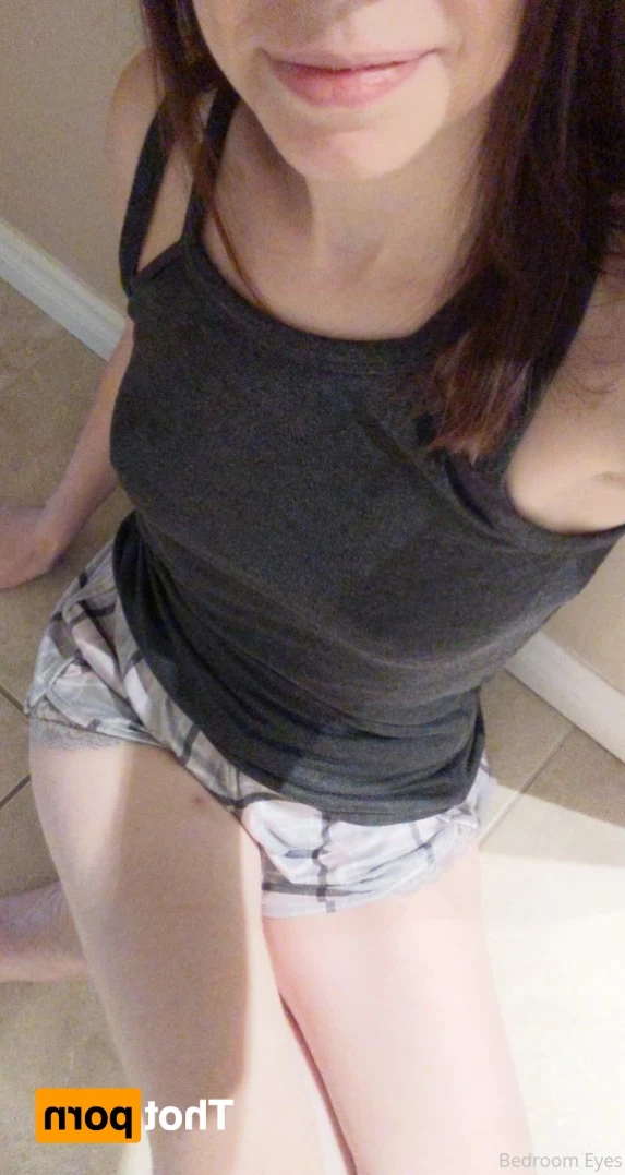 Bedroom Eyes [ bedroom_eyes ] Onlyfans leaked photo 12219904 on Hotleaks.tv