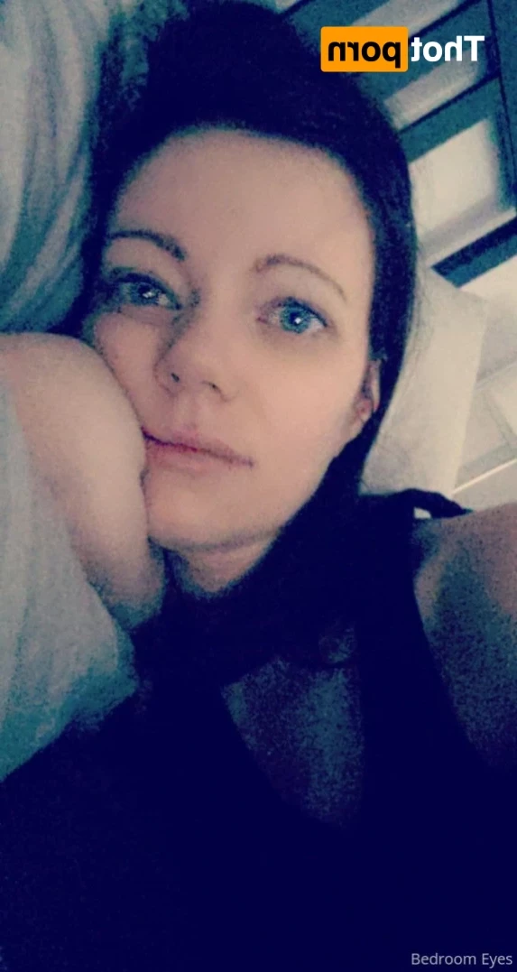 Bedroom Eyes [ bedroom_eyes ] Onlyfans leaked photo 13346034 on Hotleaks.tv