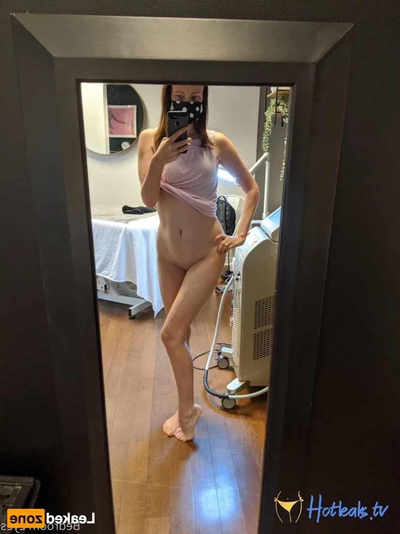 Bedroom Eyes [ bedroom_eyes ] Onlyfans leaked photo 14035450 on Hotleaks.tv