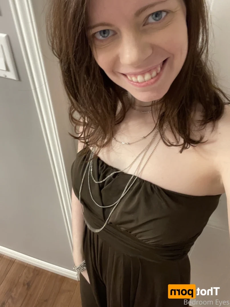 Bedroom Eyes [ bedroom_eyes ] Onlyfans leaked photo 14035786 on Hotleaks.tv