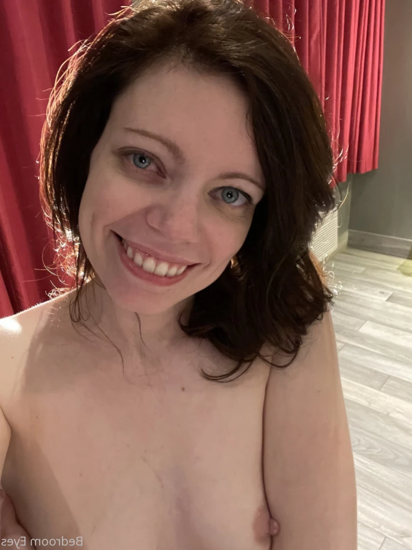 Bedroom Eyes [ bedroom_eyes ] Onlyfans leaked photo 14475144 on Hotleaks.tv