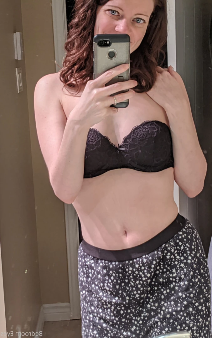 Bedroom Eyes [ bedroom_eyes ] Onlyfans leaked photo 14587857 on Hotleaks.tv