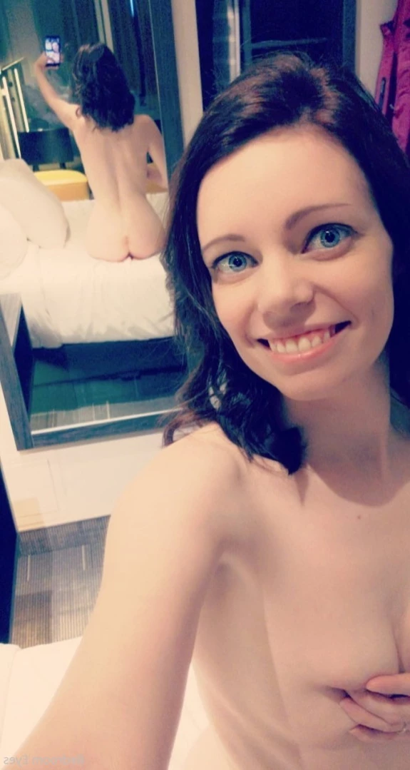 Bedroom Eyes [ bedroom_eyes ] Onlyfans leaked photo 14840882 on Hotleaks.tv