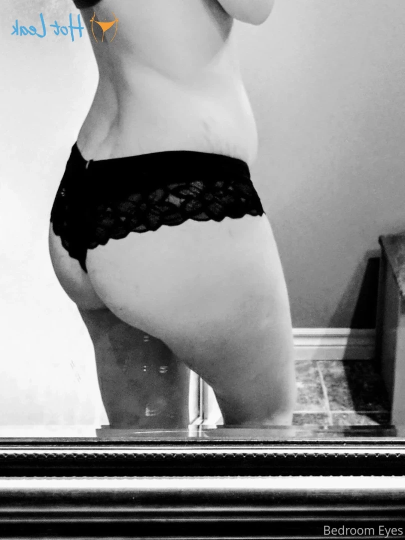 Bedroom Eyes [ bedroom_eyes ] Onlyfans leaked photo 16031184 on Hotleaks.tv
