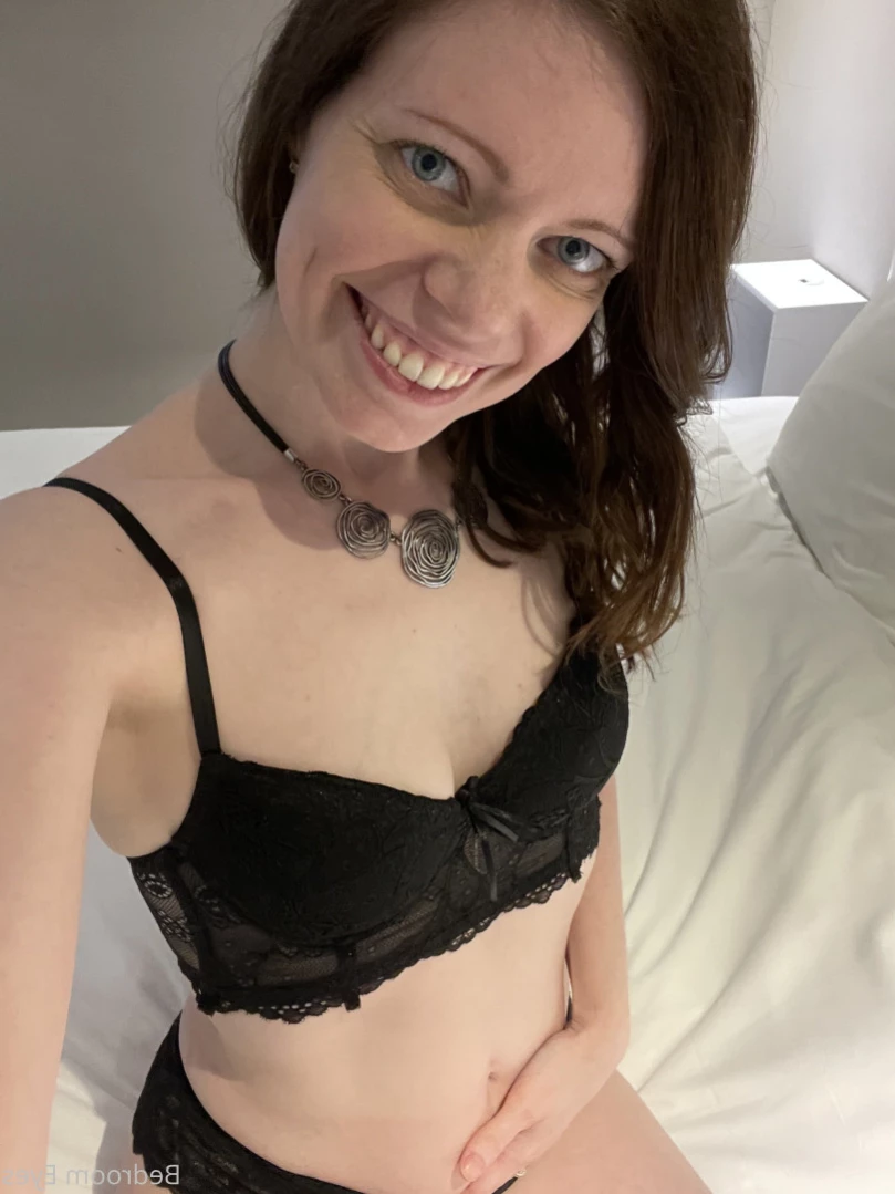 Bedroom Eyes [ bedroom_eyes ] Onlyfans leaked photo 16107798 on Hotleaks.tv