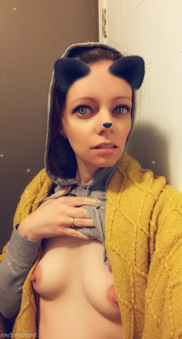Bedroom Eyes [ bedroom_eyes ] Onlyfans leaked photo 16107824 on Hotleaks.tv