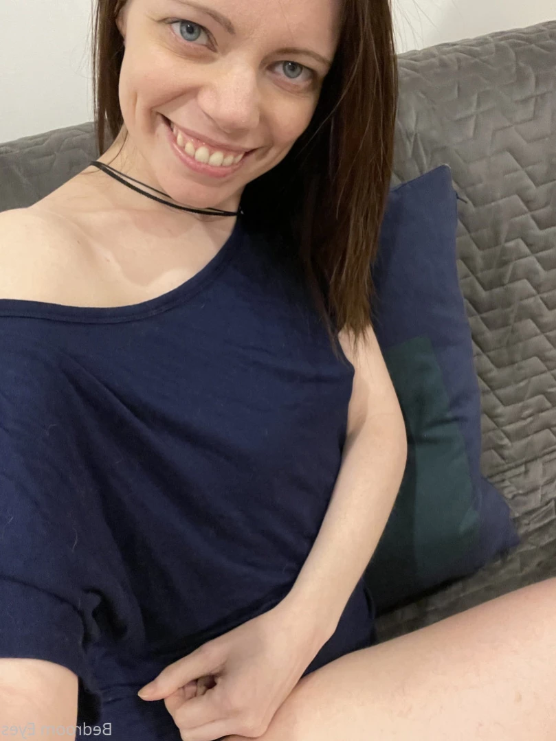 Bedroom Eyes [ bedroom_eyes ] Onlyfans leaked photo 16121209 on Hotleaks.tv