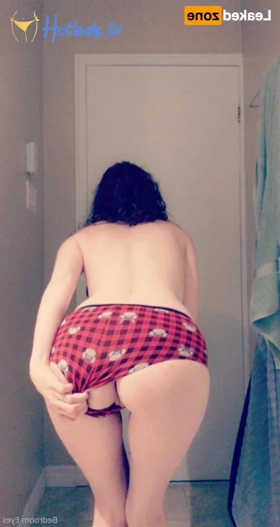 Bedroom Eyes [ bedroom_eyes ] Onlyfans leaked photo 16122310 on Hotleaks.tv