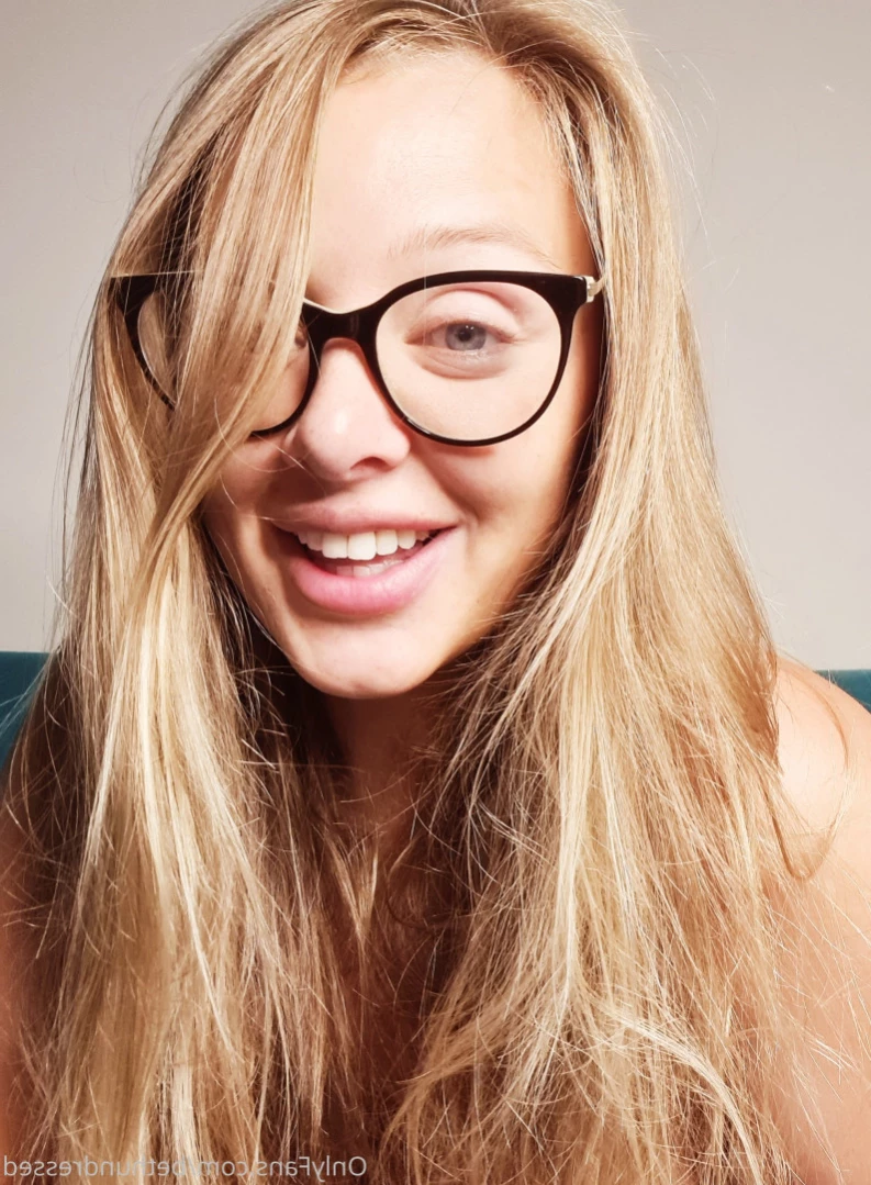 Beth Bennett [ bethundressed ] Onlyfans leaked photo 10968041 on Hotleaks.tv